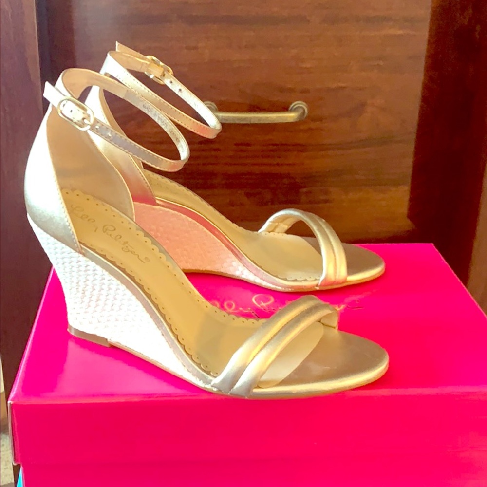 Lilly Pulitzer Gold Wedges